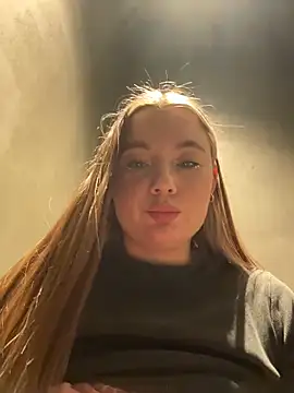 VineraSweet from StripChat is Freechat