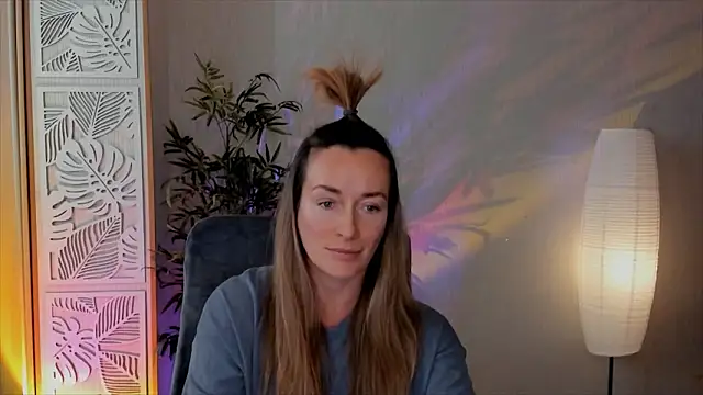 rebeccamartinez - RebeccaMartinez's free webcam