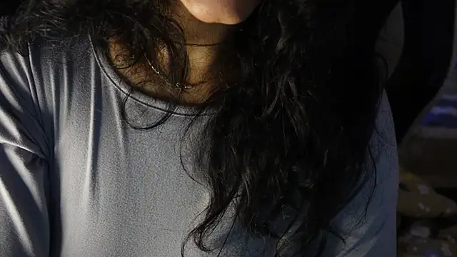 -AyeshaSinghania- webcam