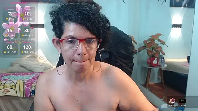 sila_bolum - Sila_bolum's free webcam