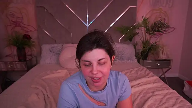 mirandawong - MirandaWong's free webcam