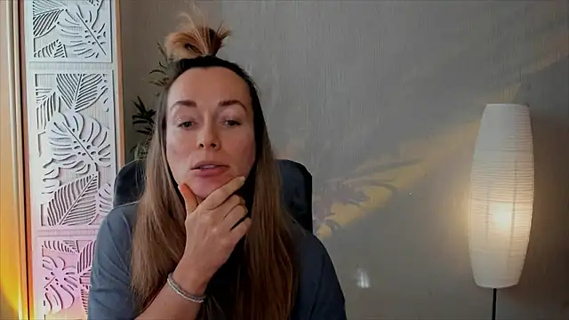 rebeccamartinez - RebeccaMartinez's free webcam