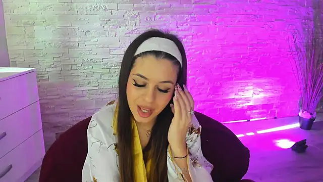 bellanoir_ - BellaNoir_'s free webcam