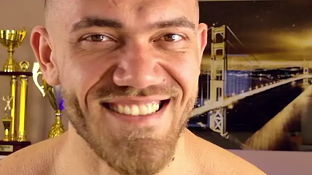 J0nMuscle Live Webcam on Stripchat