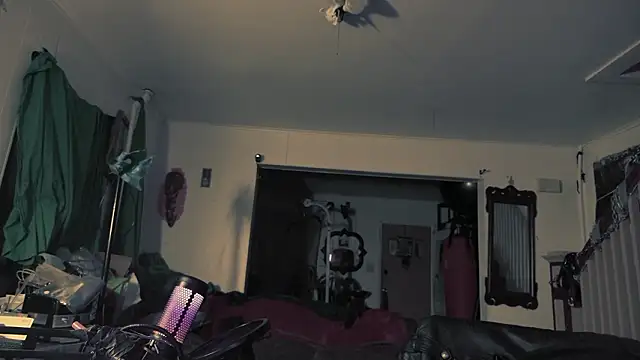 MasterDaddyCool webcam