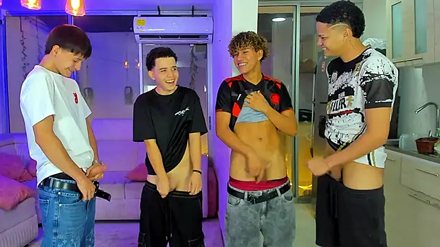 Houseofwarrios webcam