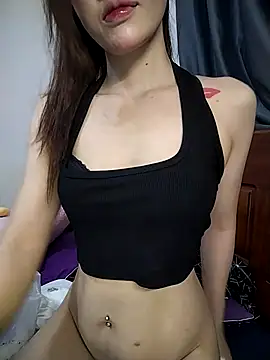 Quynhbabysexy from StripChat is Freechat