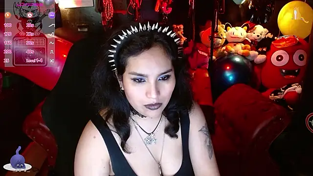 kureiji_hentaii (F young) - naked and squirt