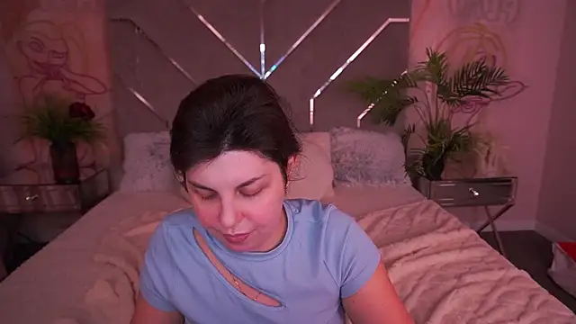 mirandawong - MirandaWong's free webcam