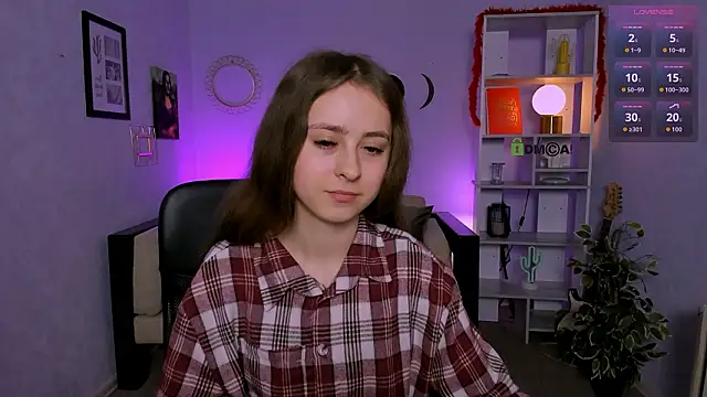 rebecca_smile - Rebecca_smile's free webcam