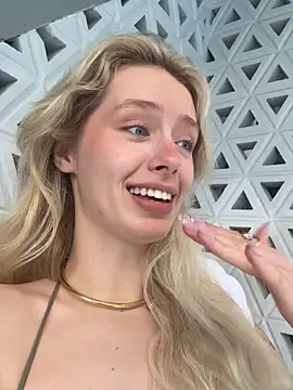 sunnyshiney (F teen) - gentle touches of an angel