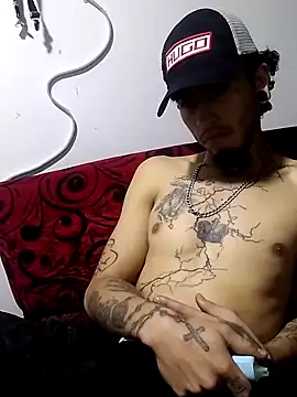 Tattoboy19cm webcam