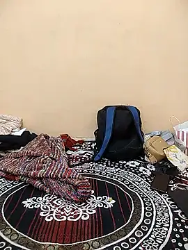 meenu_bhabhi547 webcam