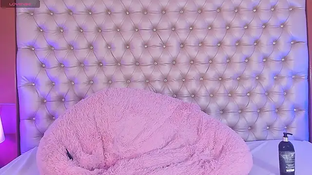 Ashanti_Moreno webcam