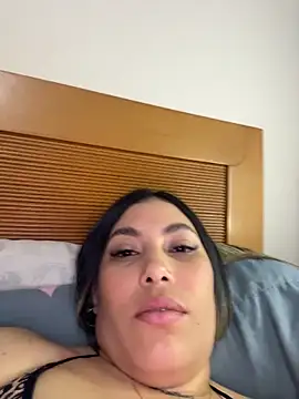 Webcam Model (Anna_Bitch_Disgusting)  is live.Free join now!