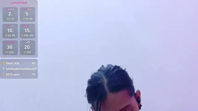 yourcuteneighbourr webcam