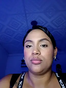 victoria_roussee webcam