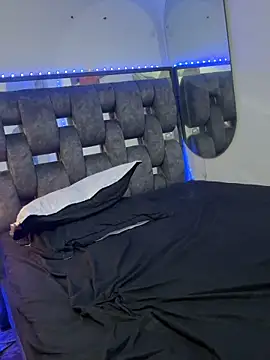 alex_and_fabian - Alex_and_Fabian's free webcam