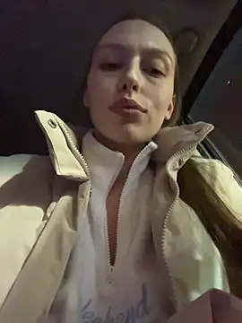 leiamood (F young) - Spanking pussy