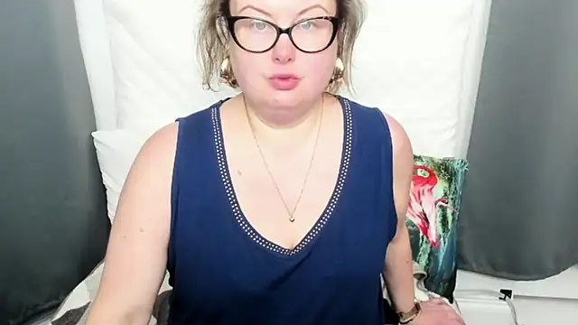 dirtybonnie - DirtyBonnie's free webcam - UK Sex Cams