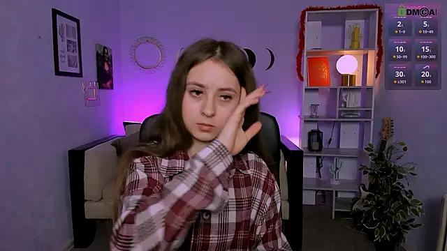 rebecca_smile - Rebecca_smile's free webcam