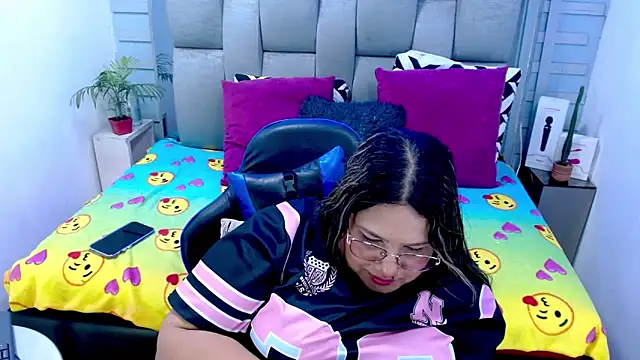 evelin_zaens - Evelin_zaens's free webcam