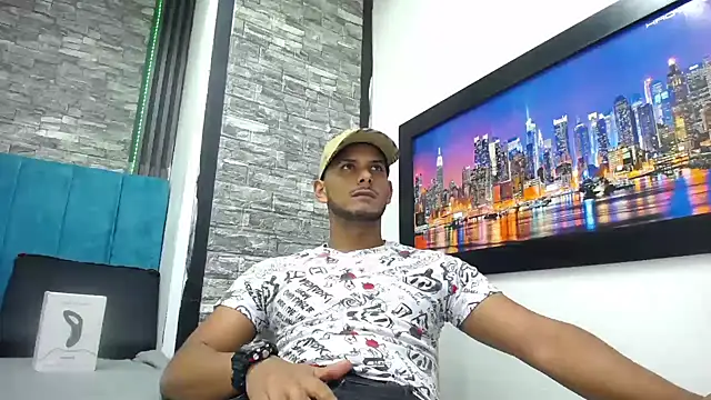 chris_dick23 (Ask my age) - vibrator control x2