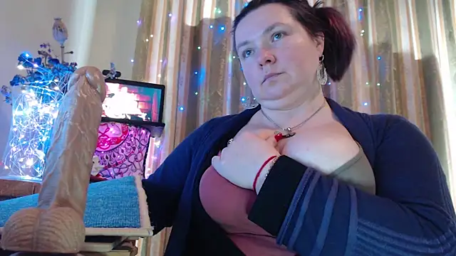 amorelara - Amorelara's free webcam - UK Sex Cams