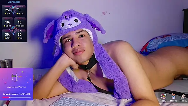 Santiago_Foxx webcam