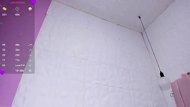 helenn_diaz - Helenn_diaz's free webcam