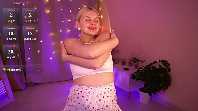 ameliaweells - AmeliaWeells's free webcam