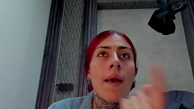 selene_red_ - Selene_red_'s free webcam