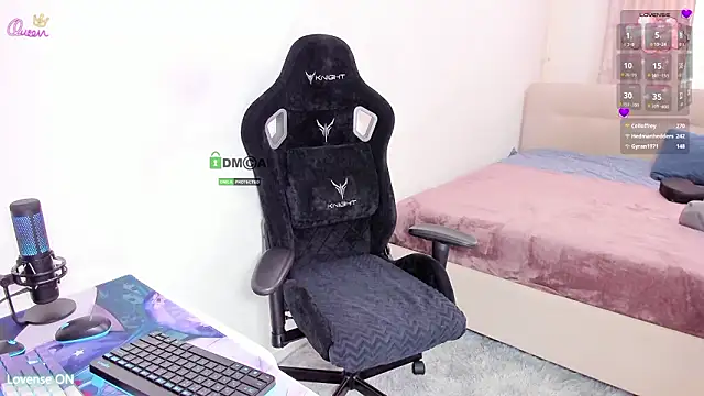 skyqueeni - SkyqueenI's free webcam