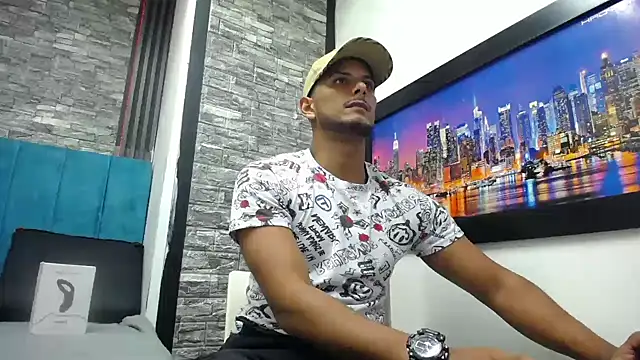 chris_dick23 (Ask my age) - vibrator control x2