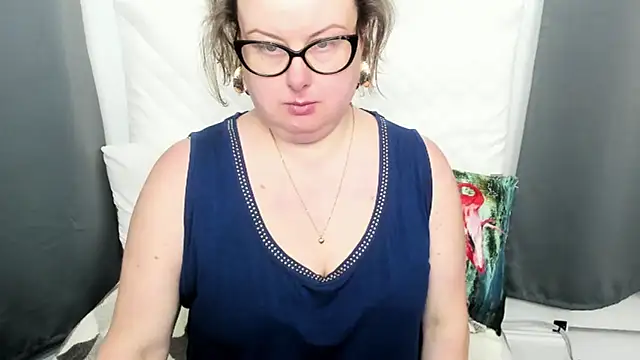 dirtybonnie - DirtyBonnie's free webcam - UK Sex Cams