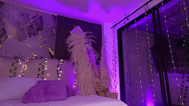 SarahCastro1_ webcam