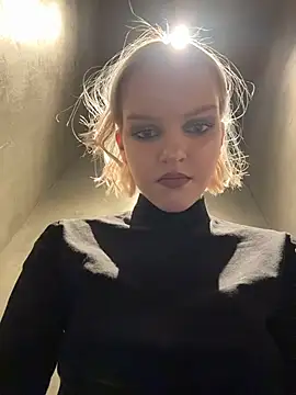 AshleyMur from StripChat is Freechat