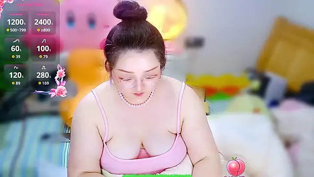 AngelwithEcup webcam