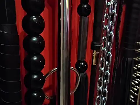 _MissJaneWarren_ webcam