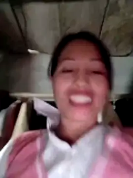 gummiesu - Gummiesu's free webcam