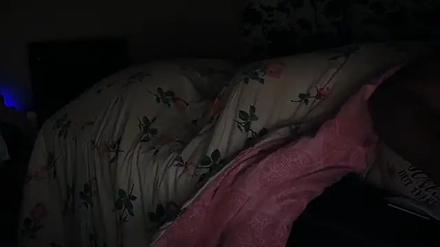 Yagurl___west webcam