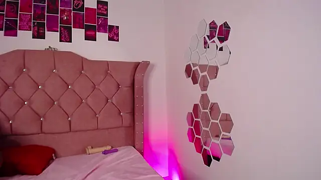 demon_foxes_ - Demon_foxes_'s free webcam - UK Sex Cams