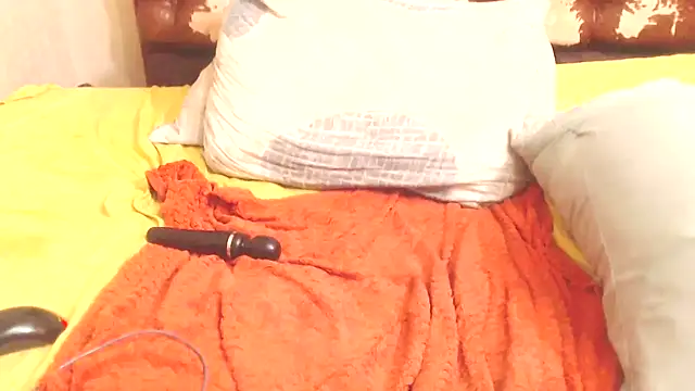 AnalFreakGoddes webcam