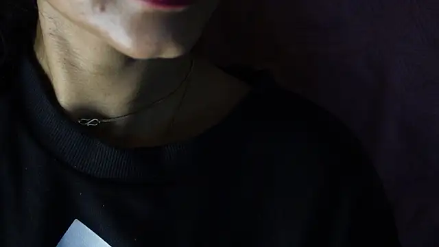 -AyeshaSinghania- webcam