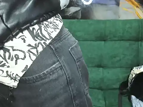 _weird_sativa webcam