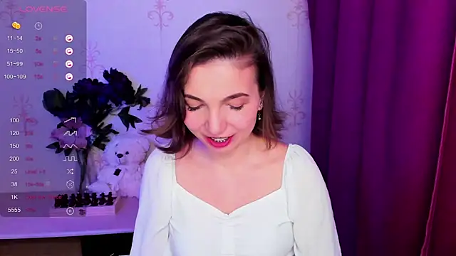 KindHazelHere_ webcam