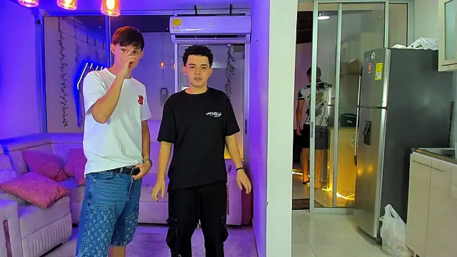 Houseofwarrios webcam