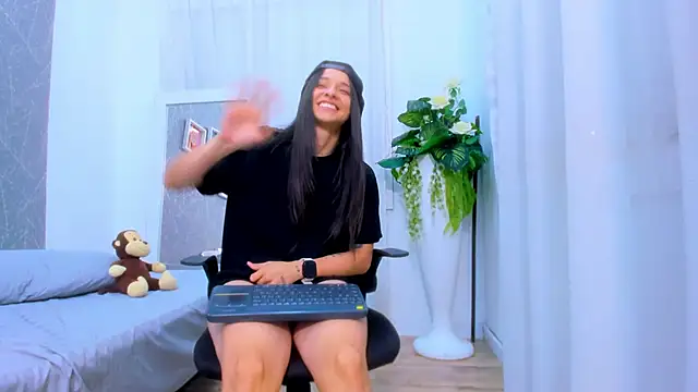 ViictoriiaSaenz webcam