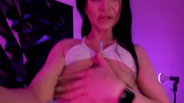 natashaxobangs - NatashaxoBangs's free webcam - UK Sex Cams