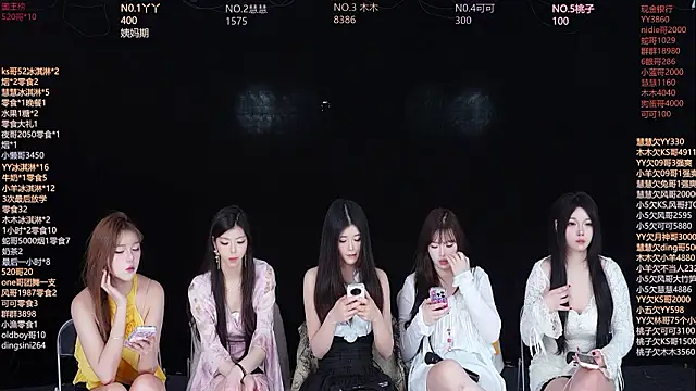 美女EYgirl222在线直播